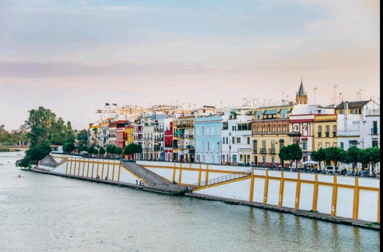 Sevilla Triana Jacuzzi Eksteriør bilde